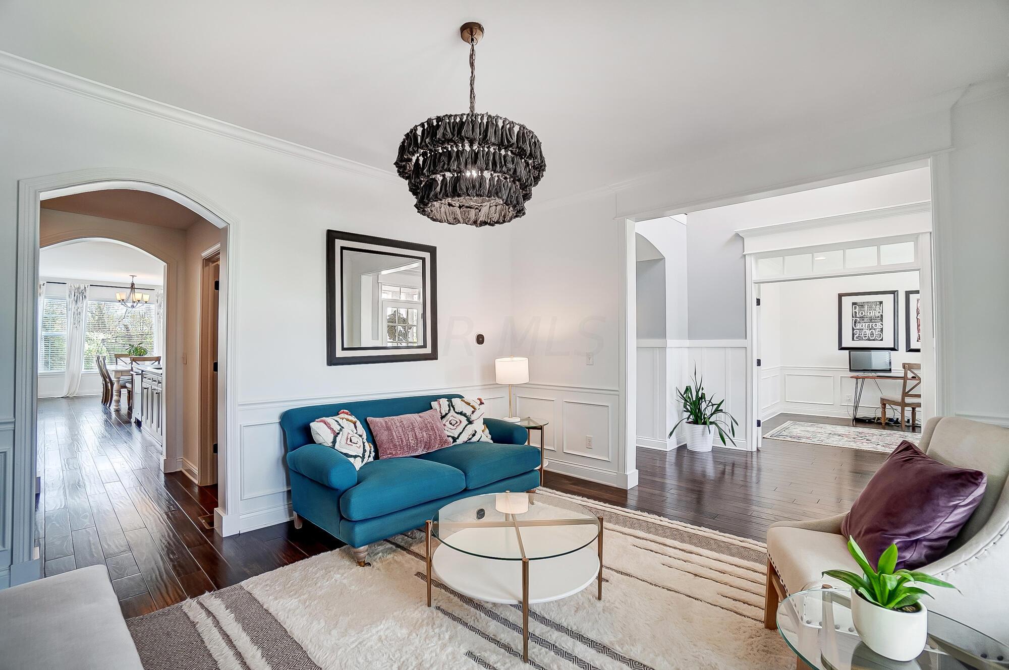 10630 Honeysuckle Way