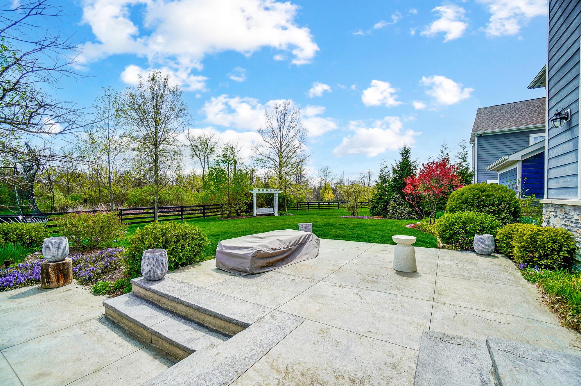 10630 Honeysuckle Way