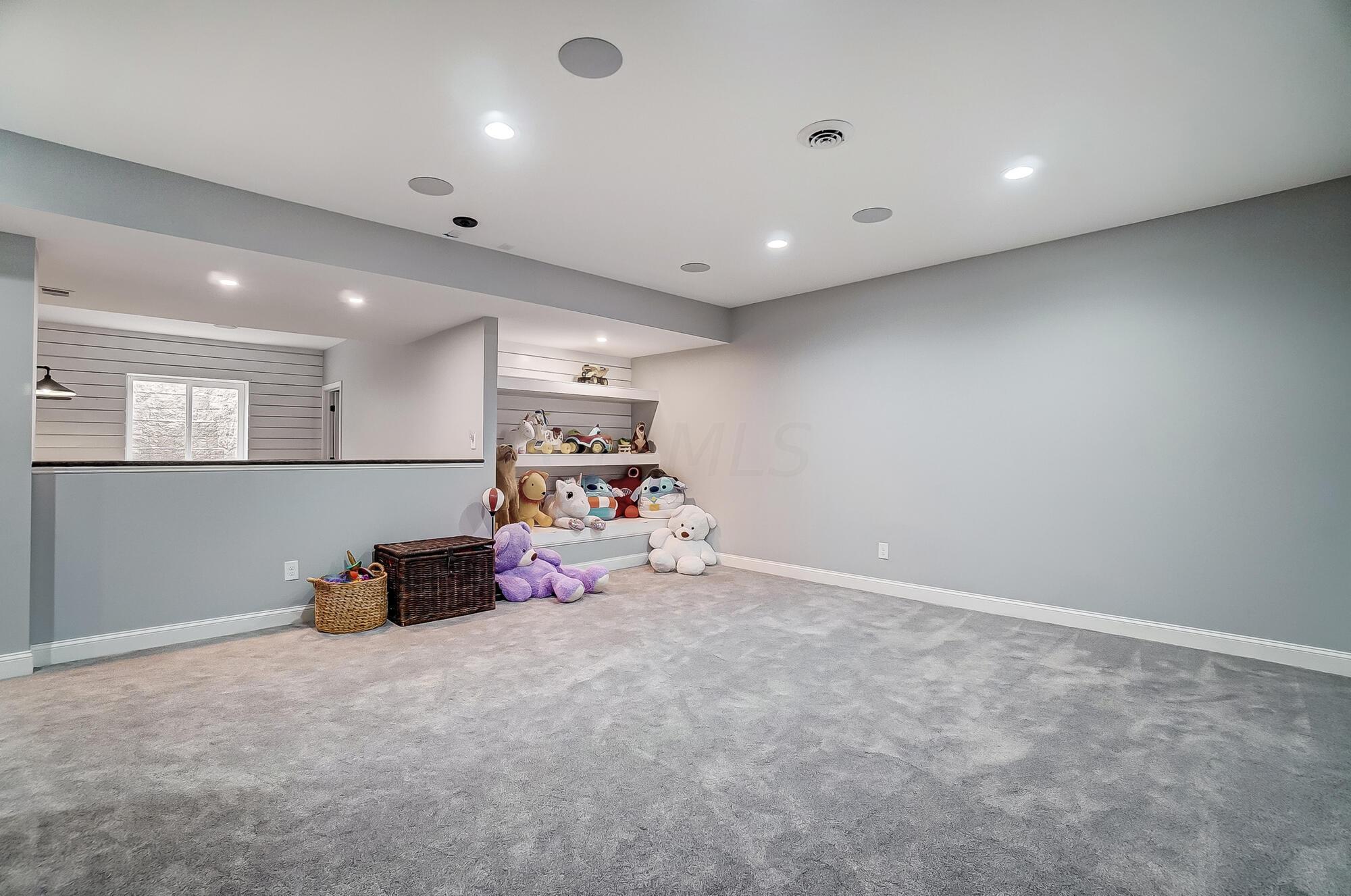 10630 Honeysuckle Way