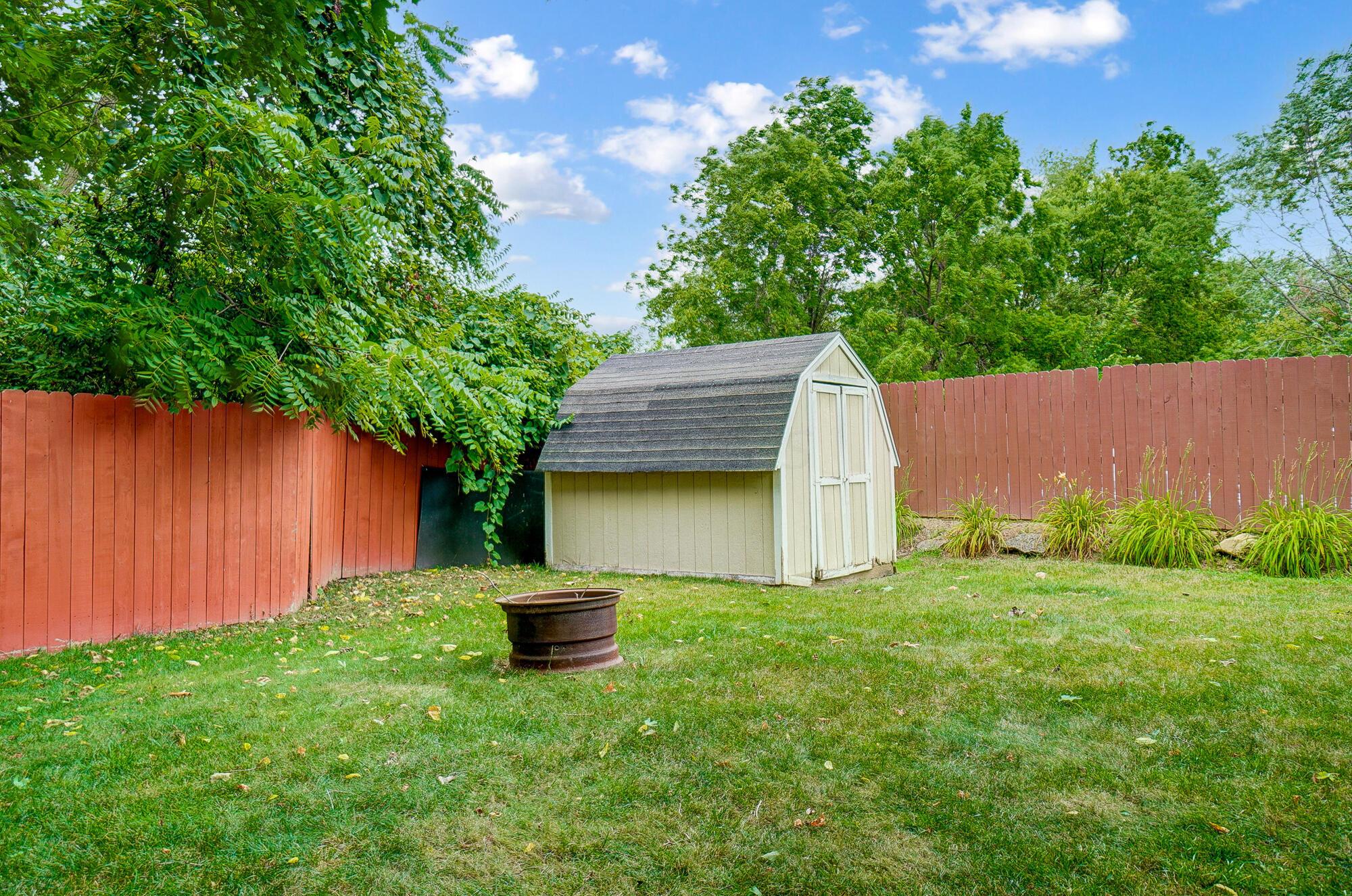 5747 Greendale Drive