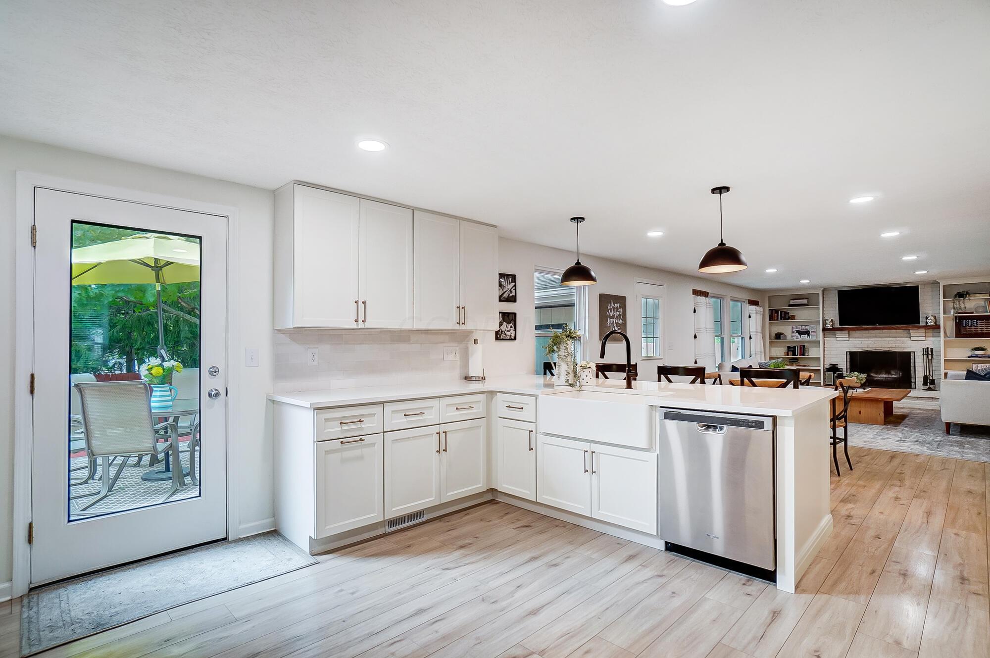 5747 Greendale Drive