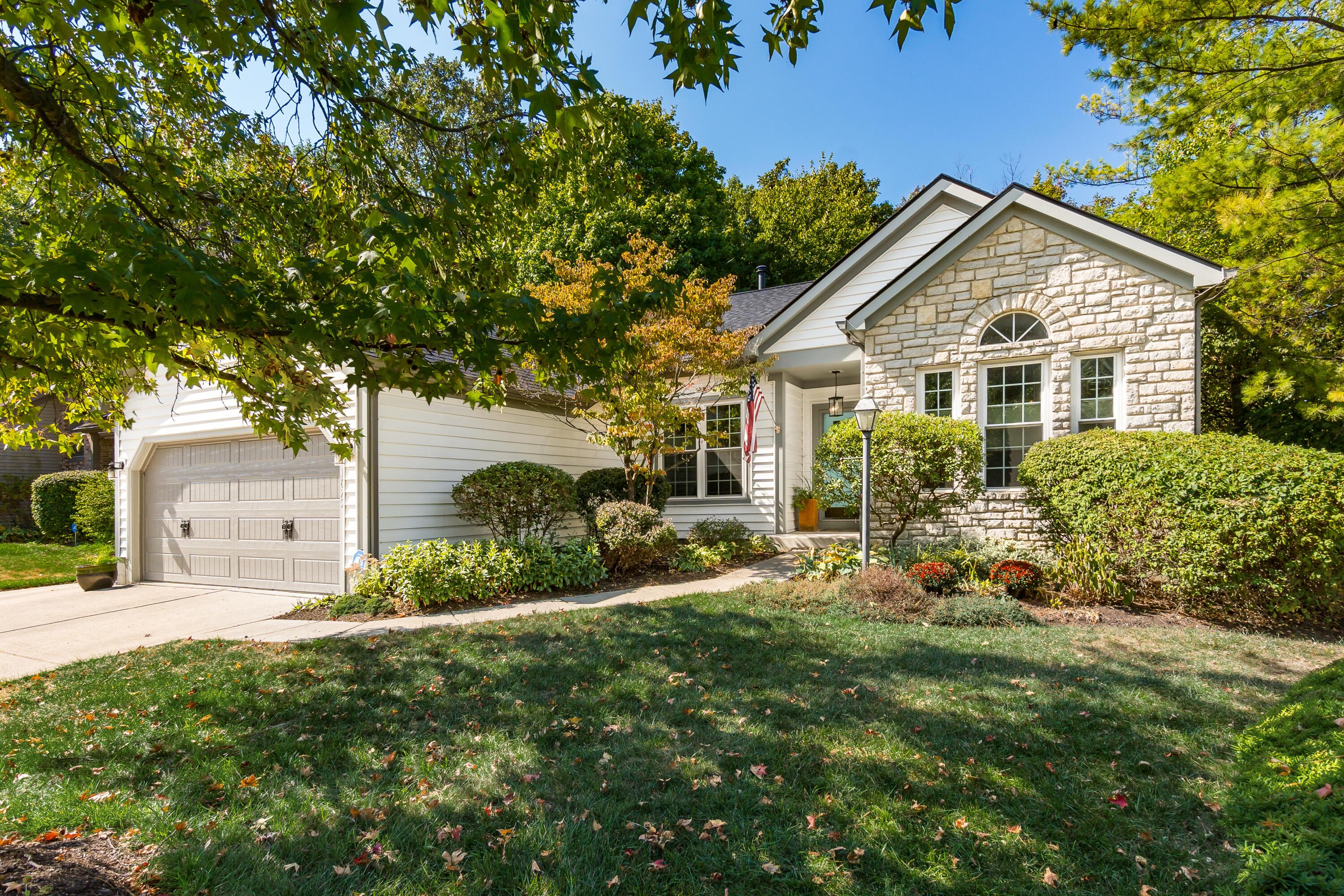 1675 Demaret Lane