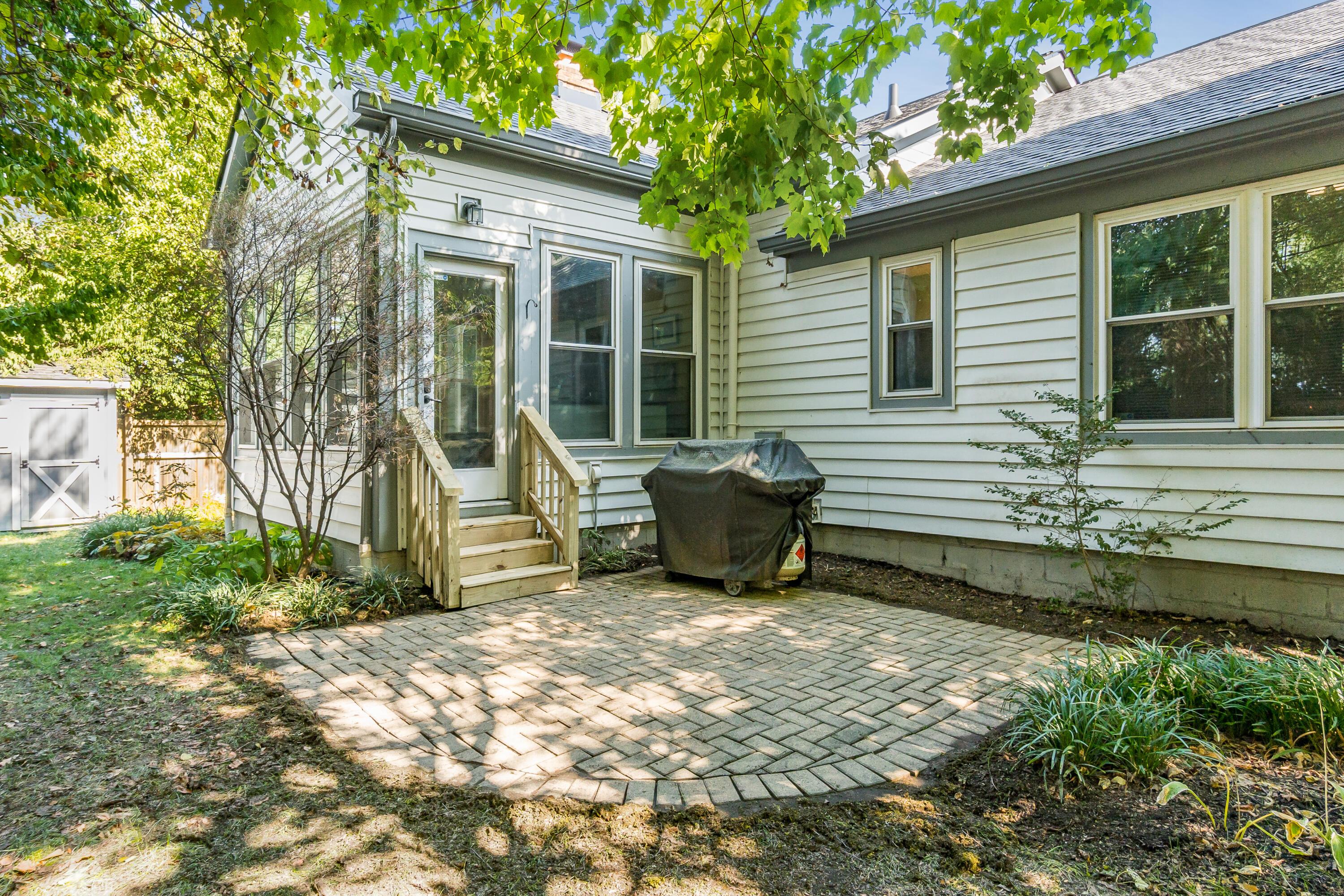 1675 Demaret Lane