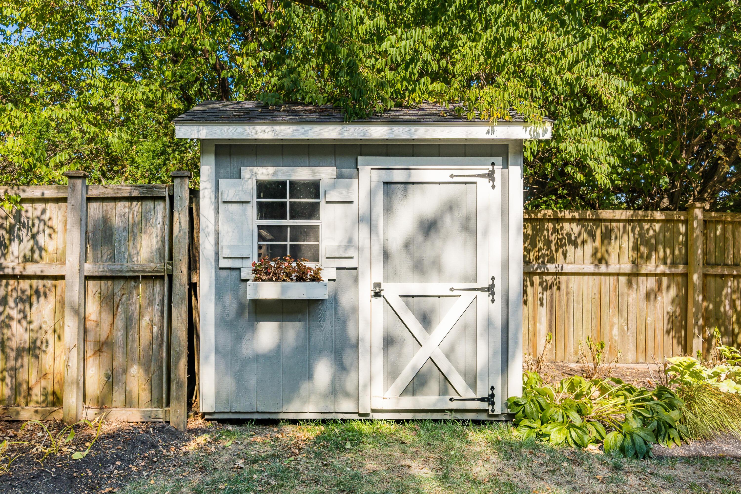 1675 Demaret Lane