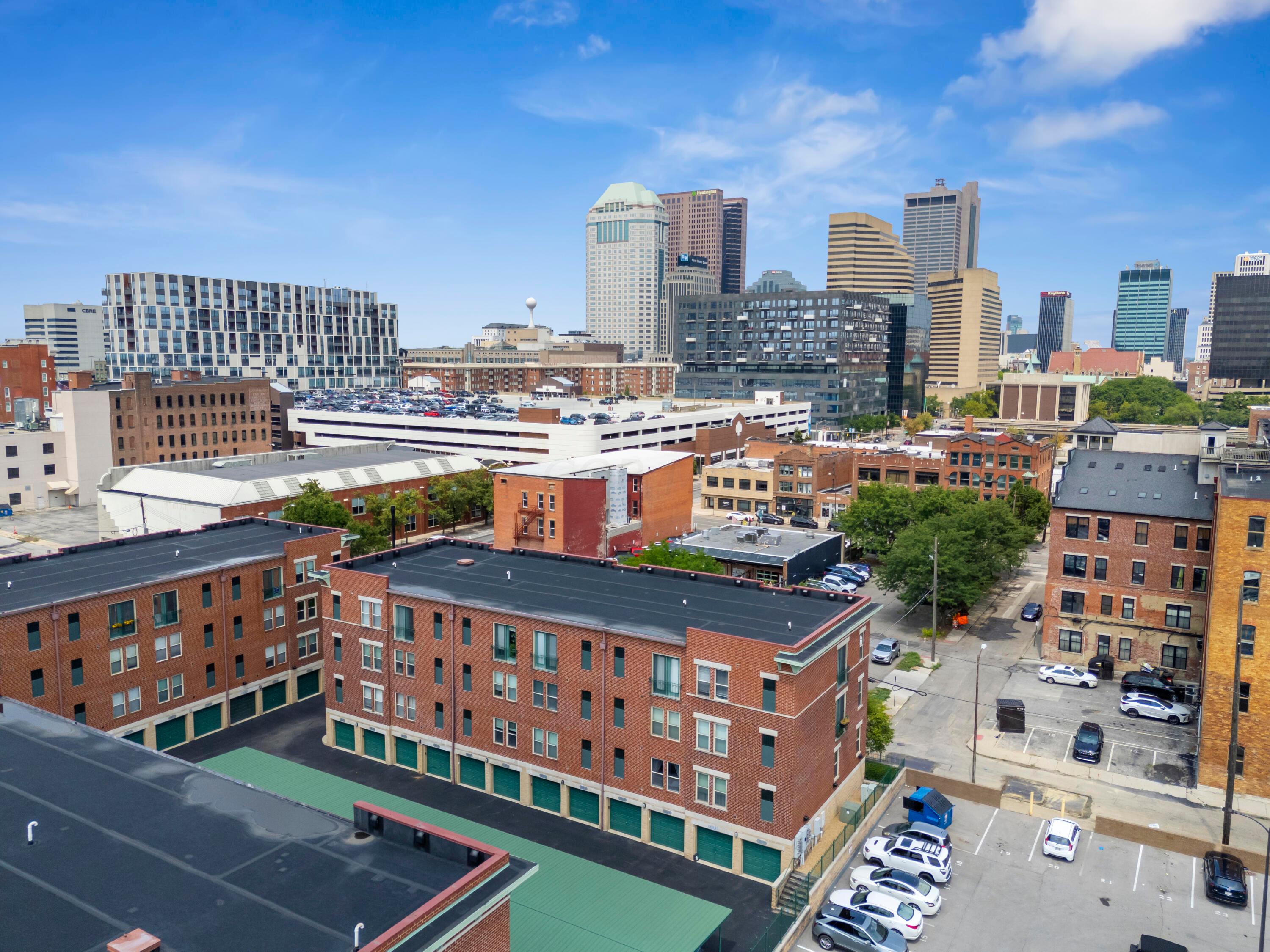 123 E Noble Street, 1