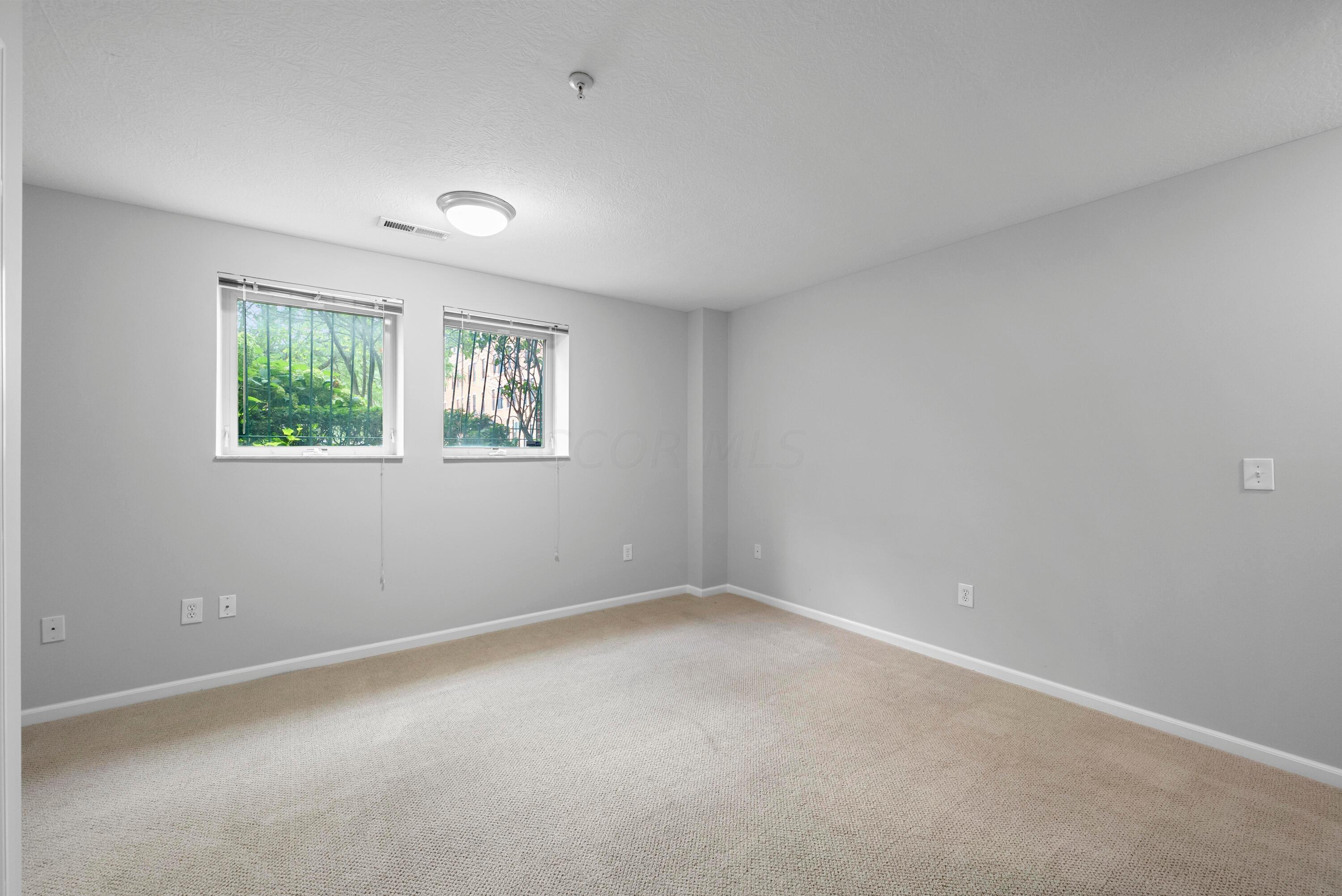 123 E Noble Street, 1