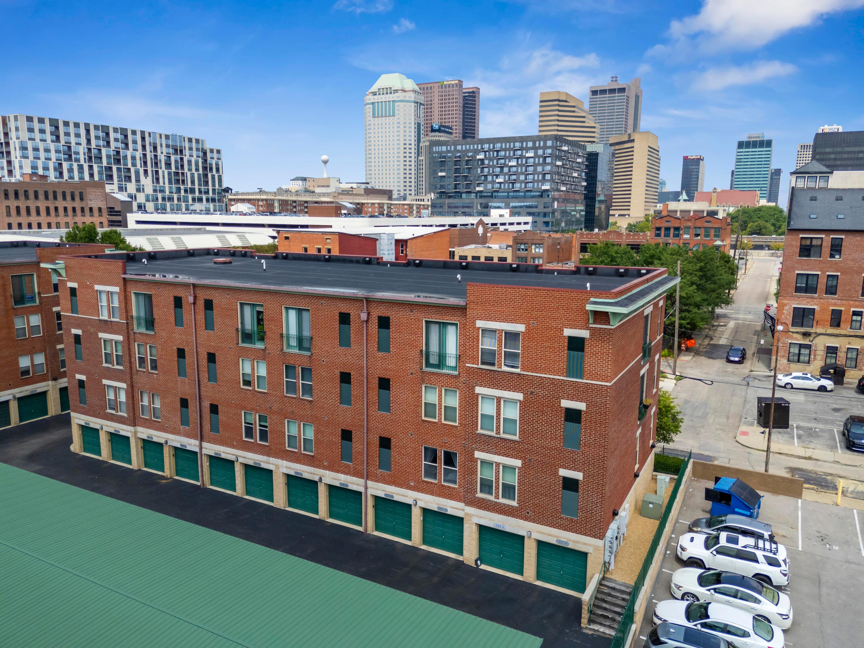 123 E Noble Street, 1