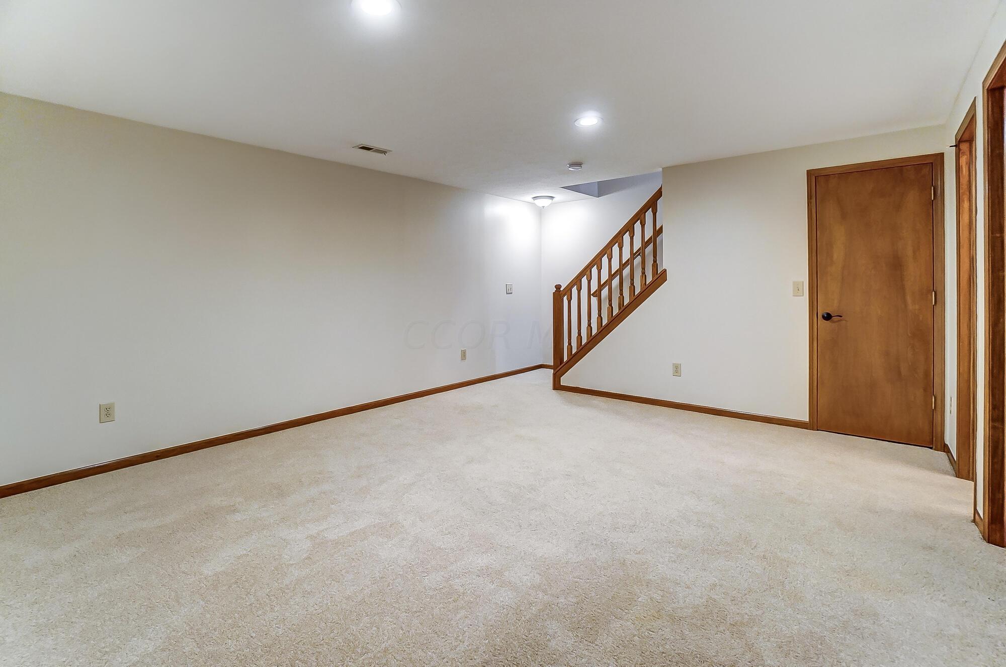 6546 Upper Lake Circle