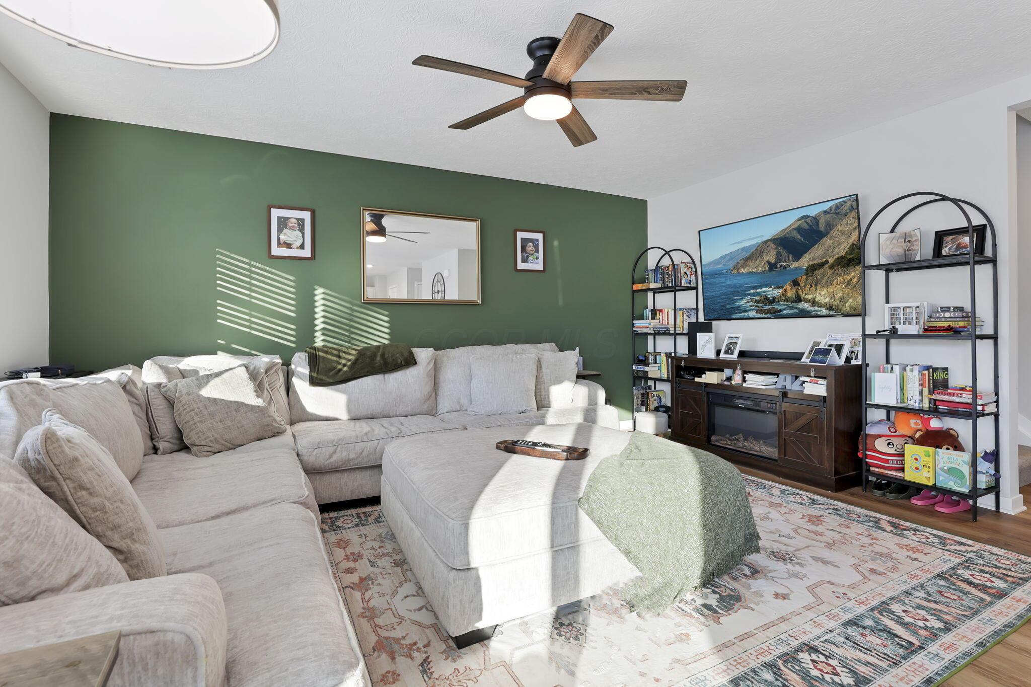 357 Kells Court W