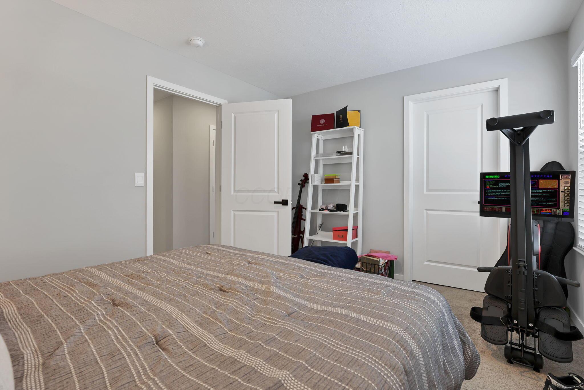 357 Kells Court W