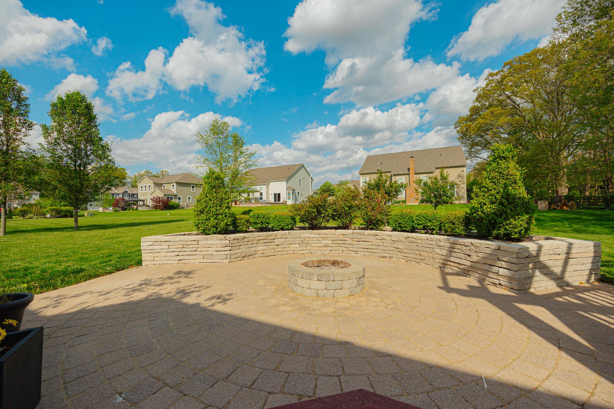 6745 Fall Brook Trail