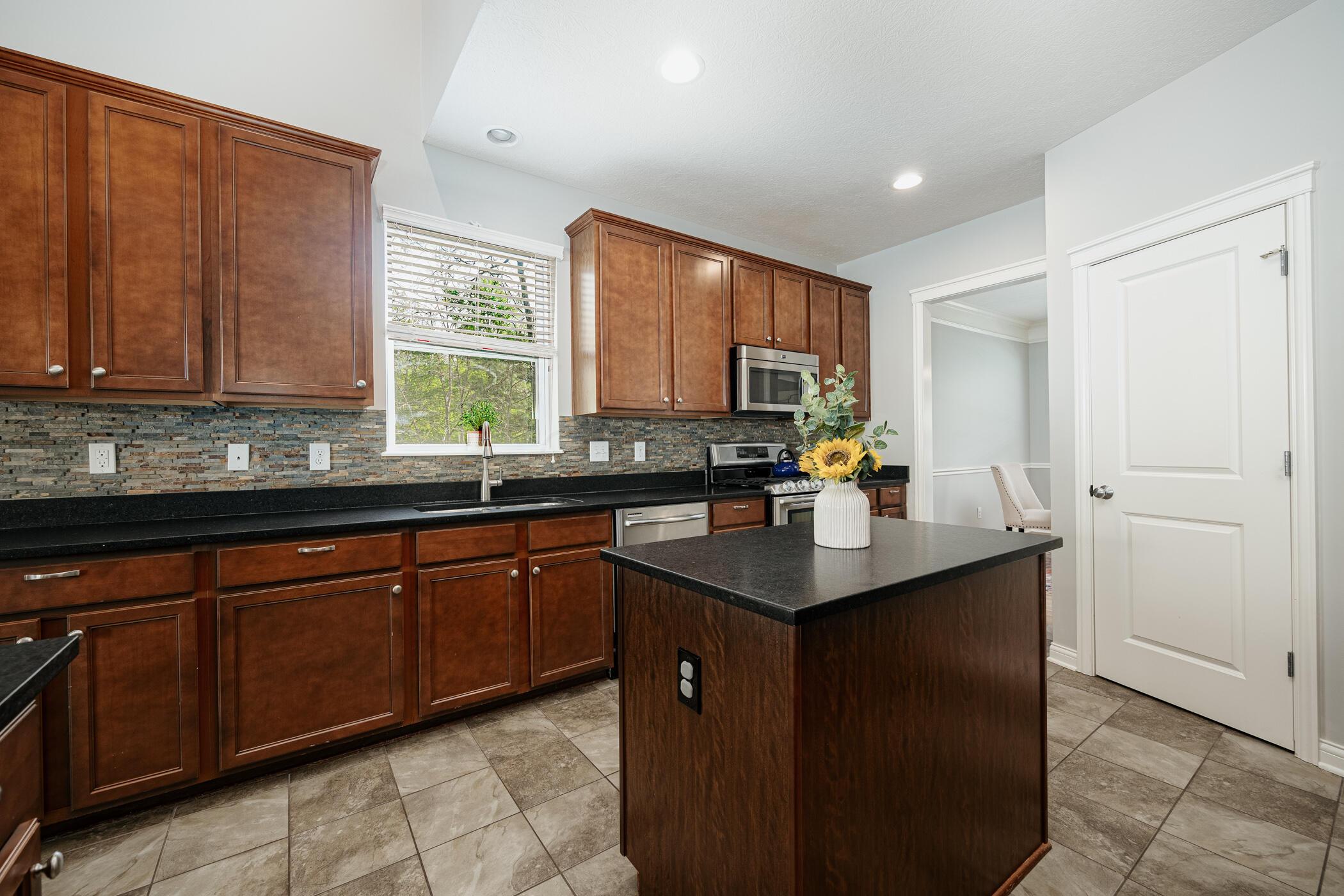 6745 Fall Brook Trail