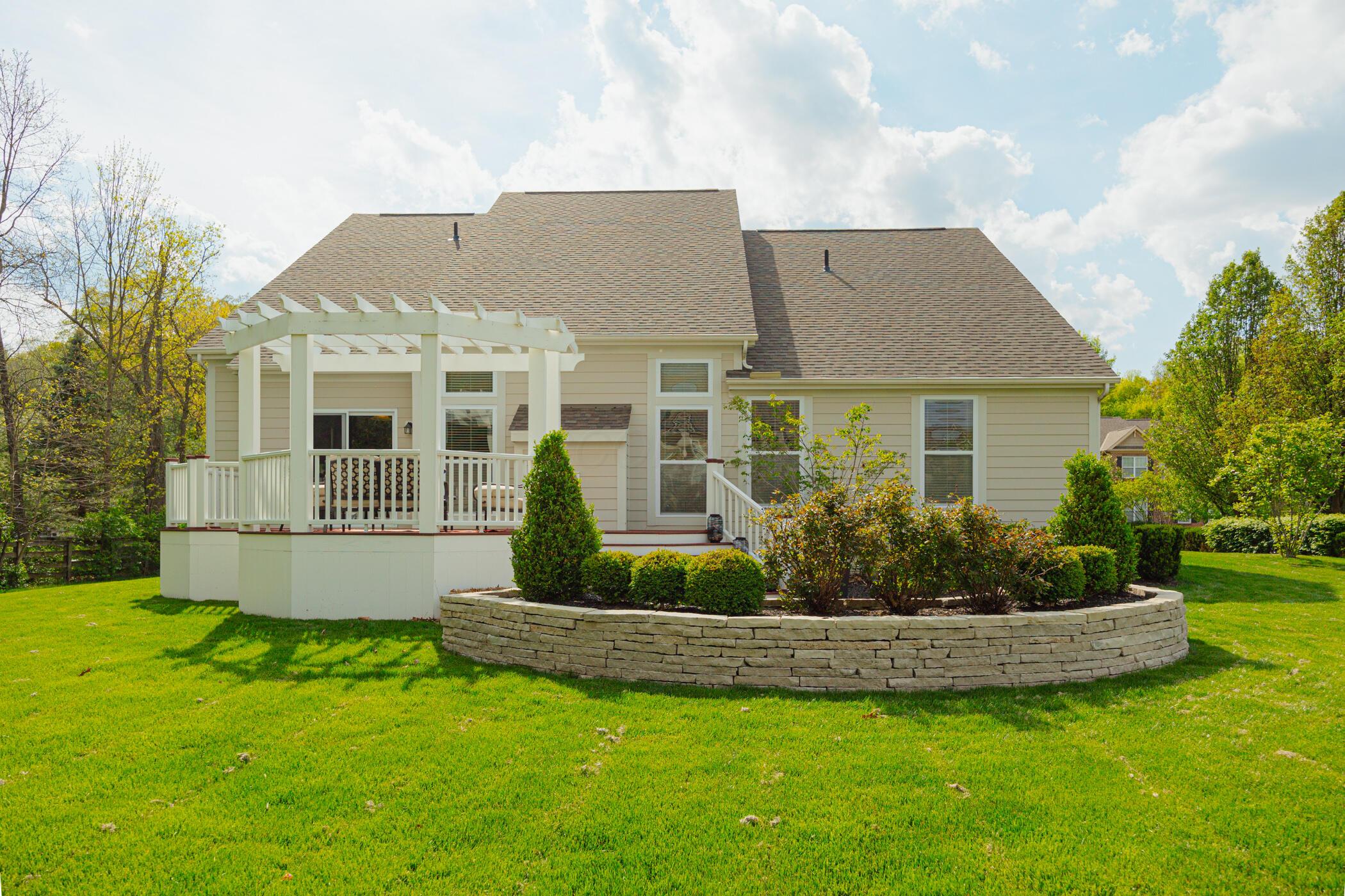 6745 Fall Brook Trail