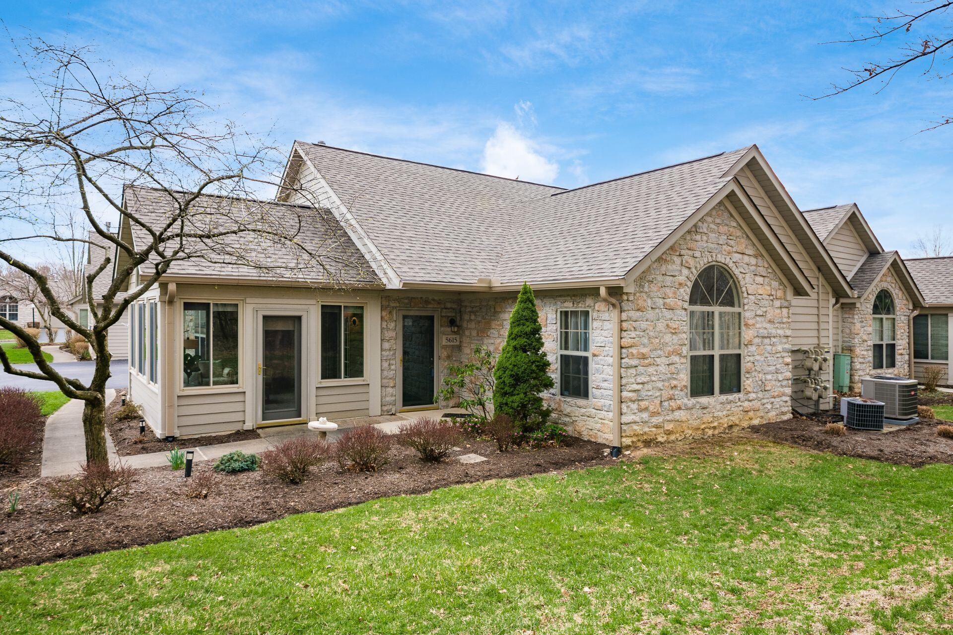 5615 Meadowood Lane