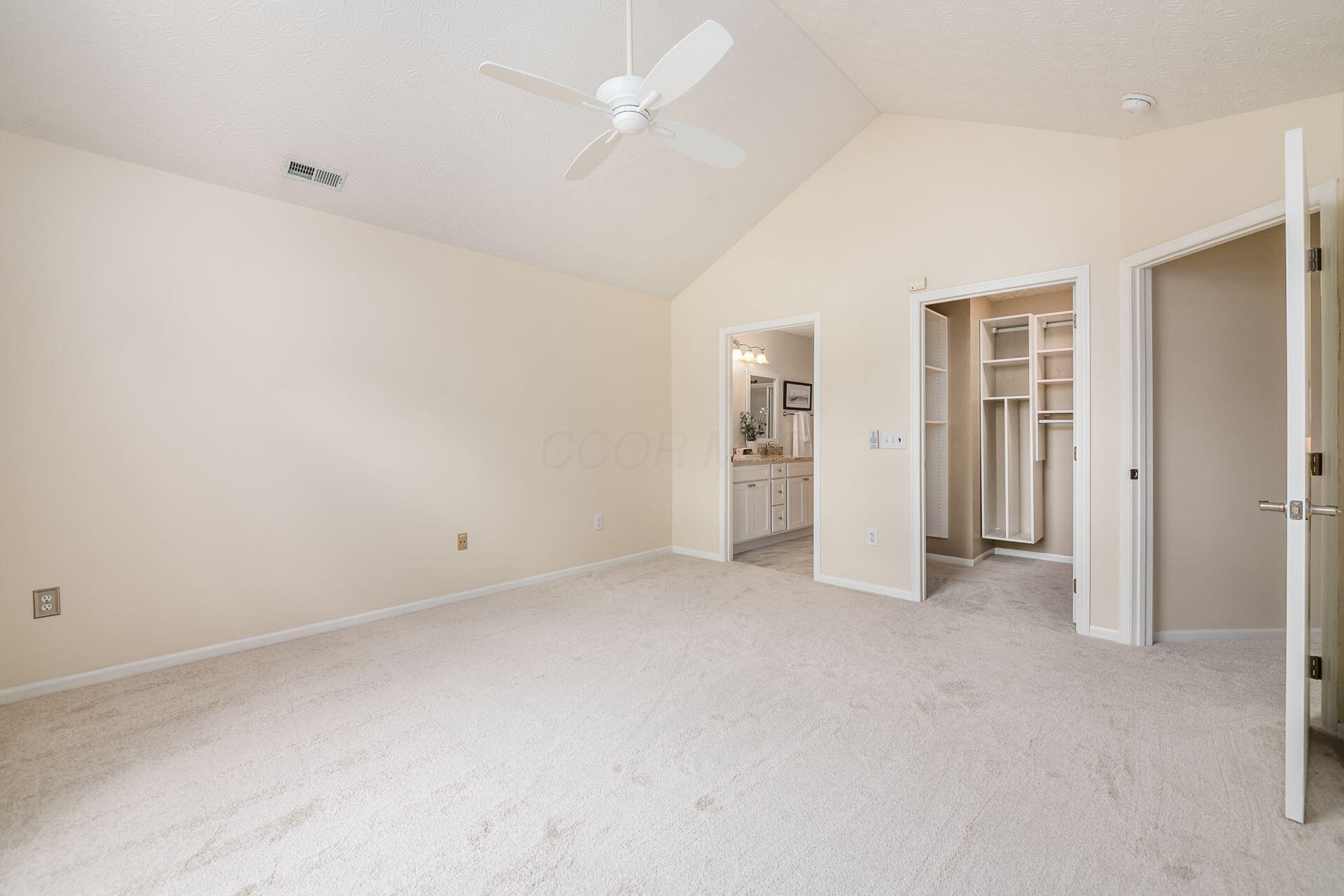5615 Meadowood Lane