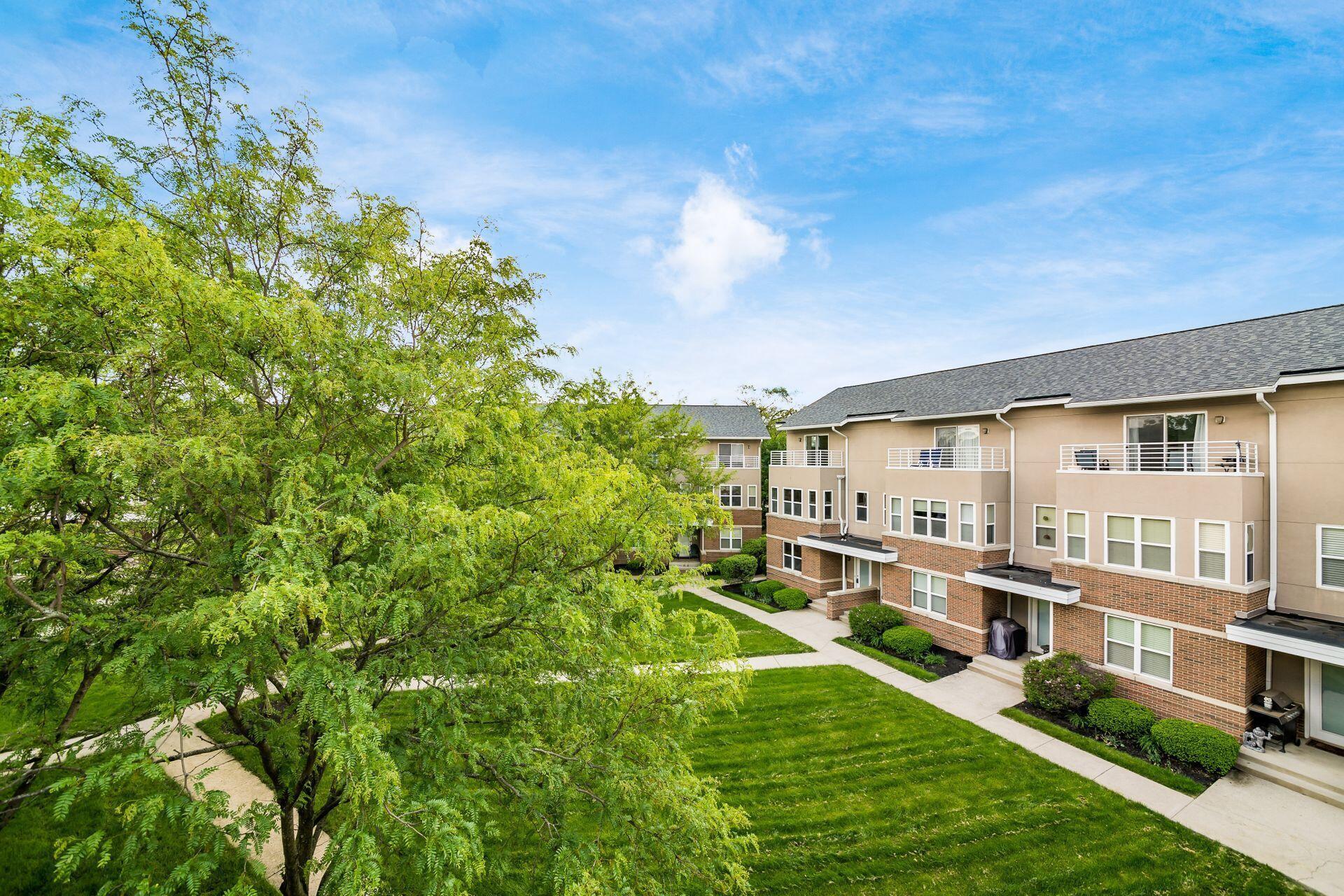 1405 Upper Green Circle