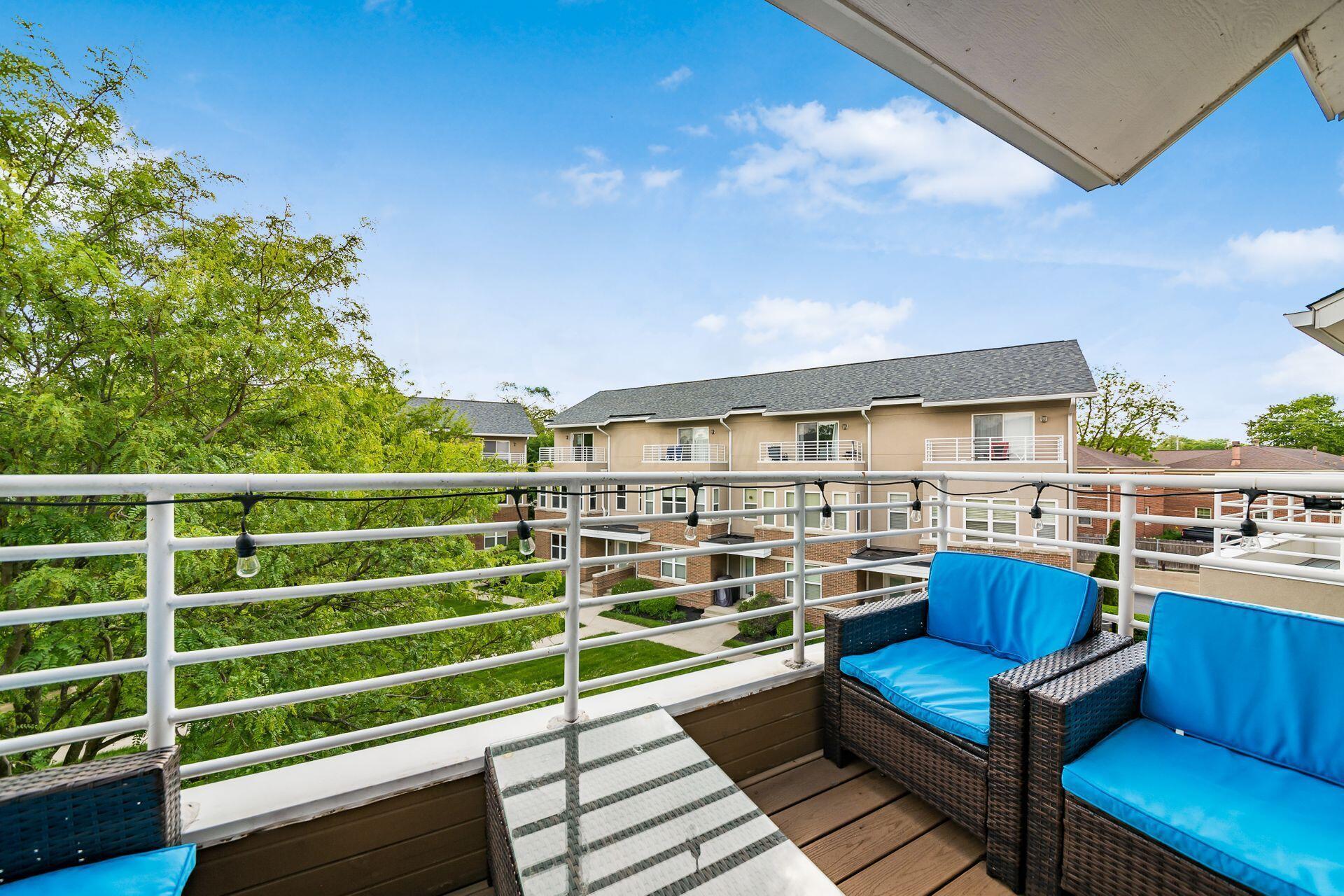 1405 Upper Green Circle