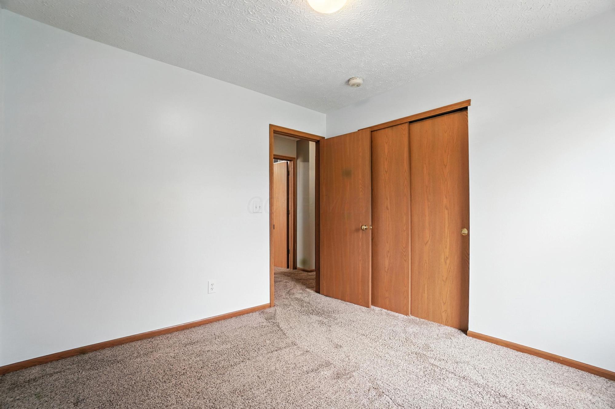 6678 Winbarr Way
