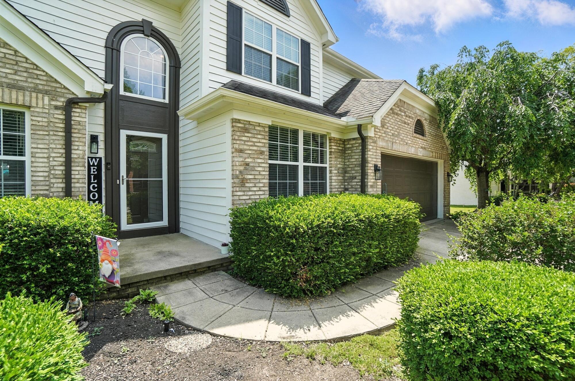 765 Aldengate Drive