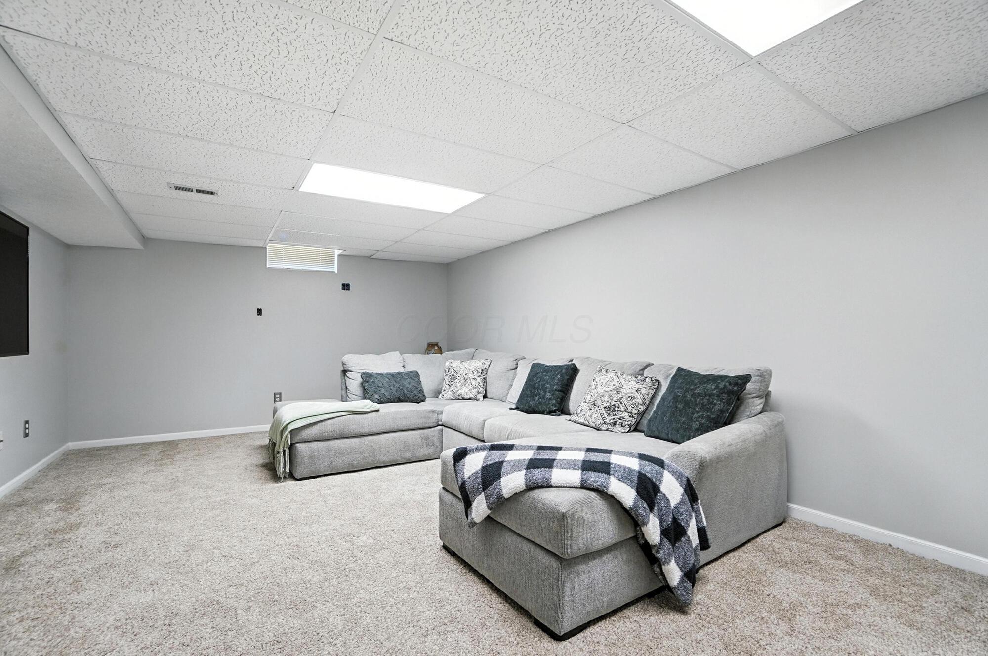 765 Aldengate Drive