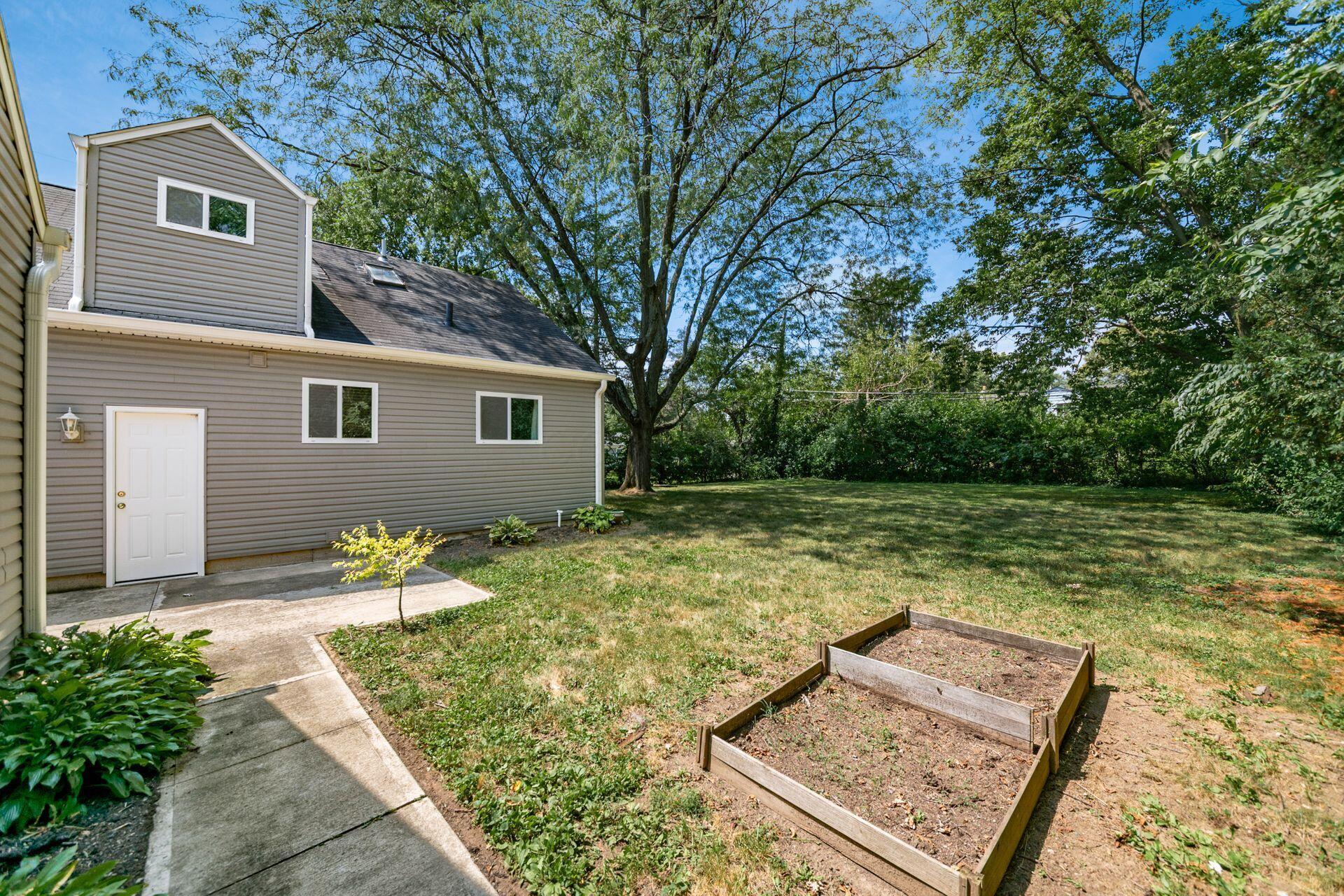 2810 Wellesley Road