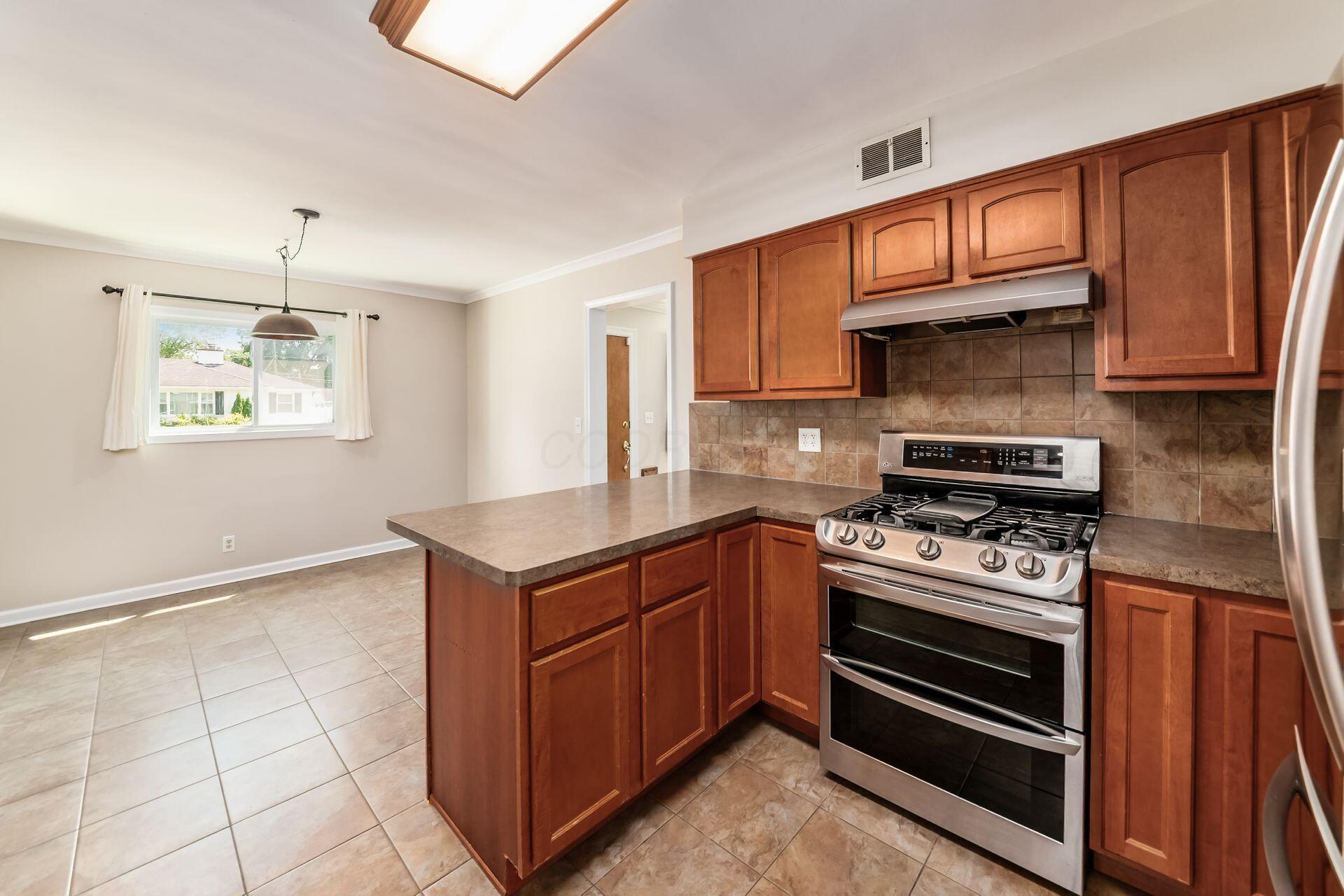 2810 Wellesley Road