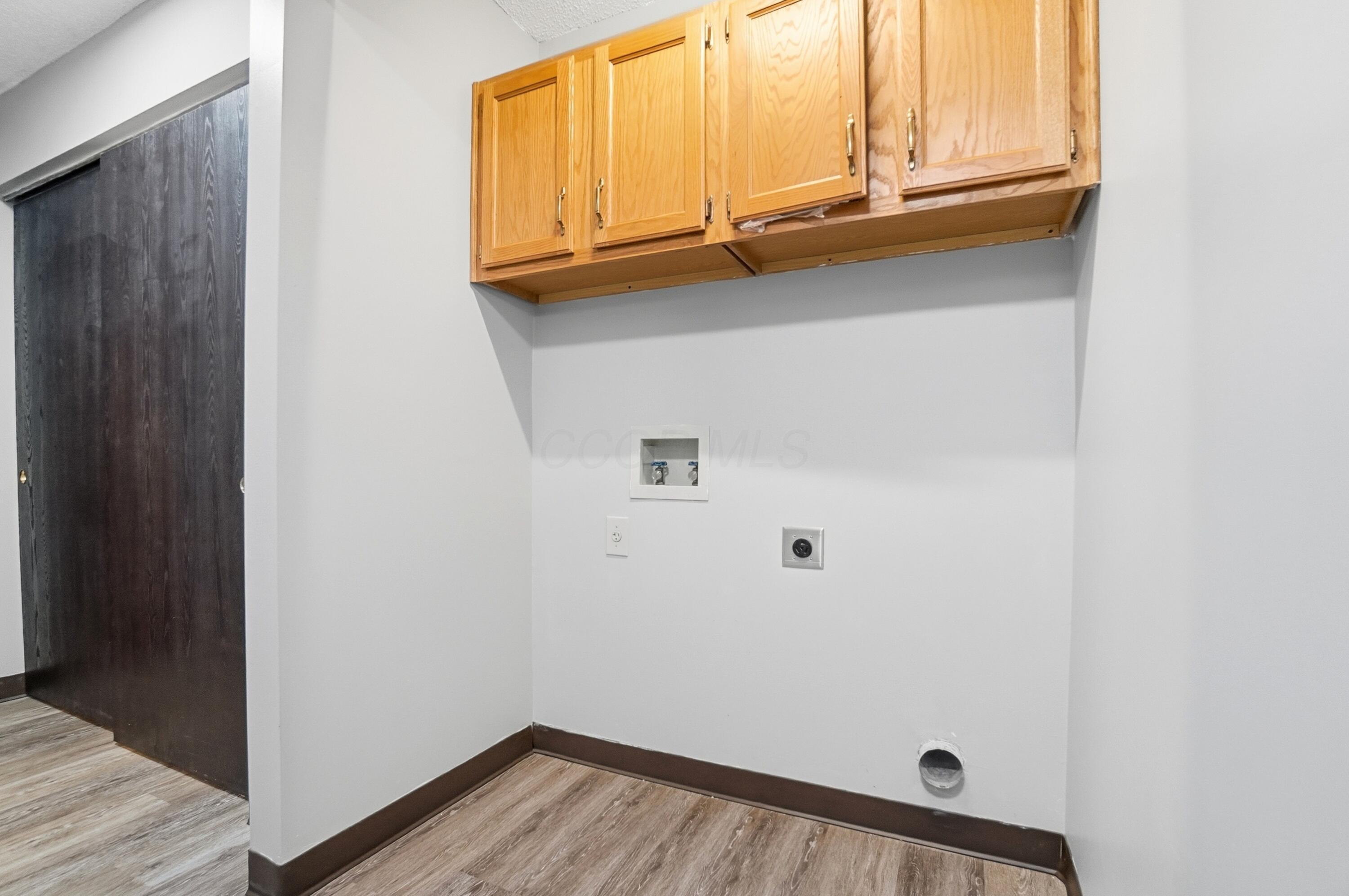 5390 Pond View Drive