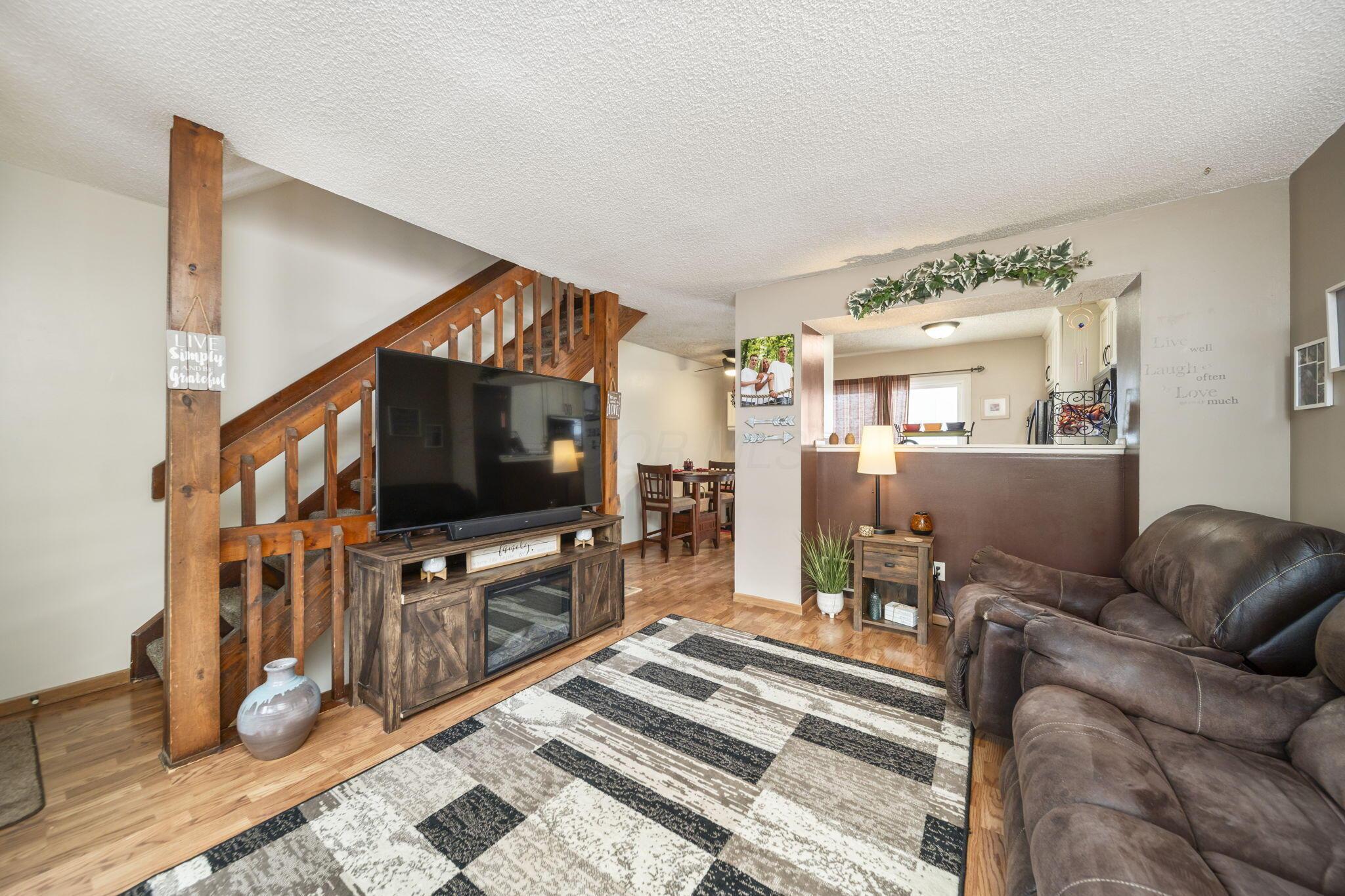 7712 Barkwood Drive, 3B