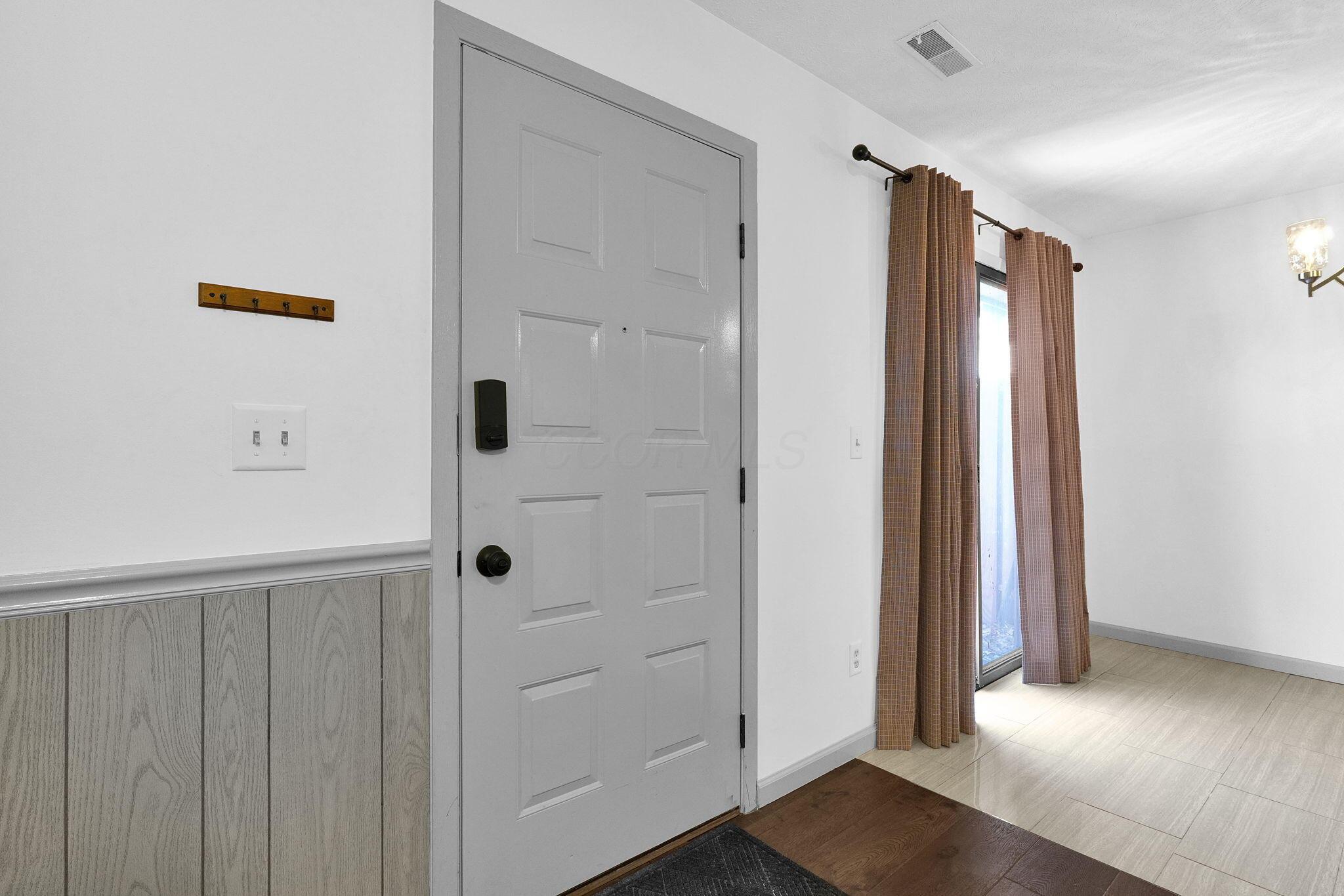 1330 Yorkland Road, B