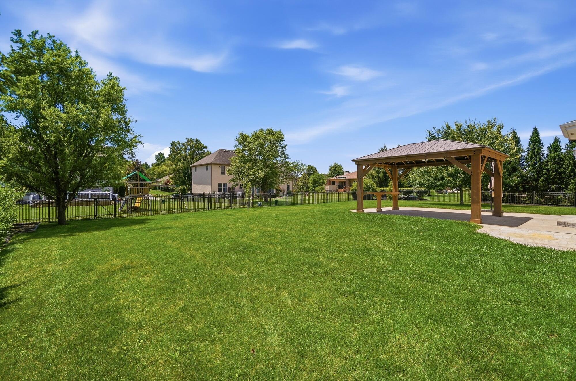 3214 Sunglow Drive