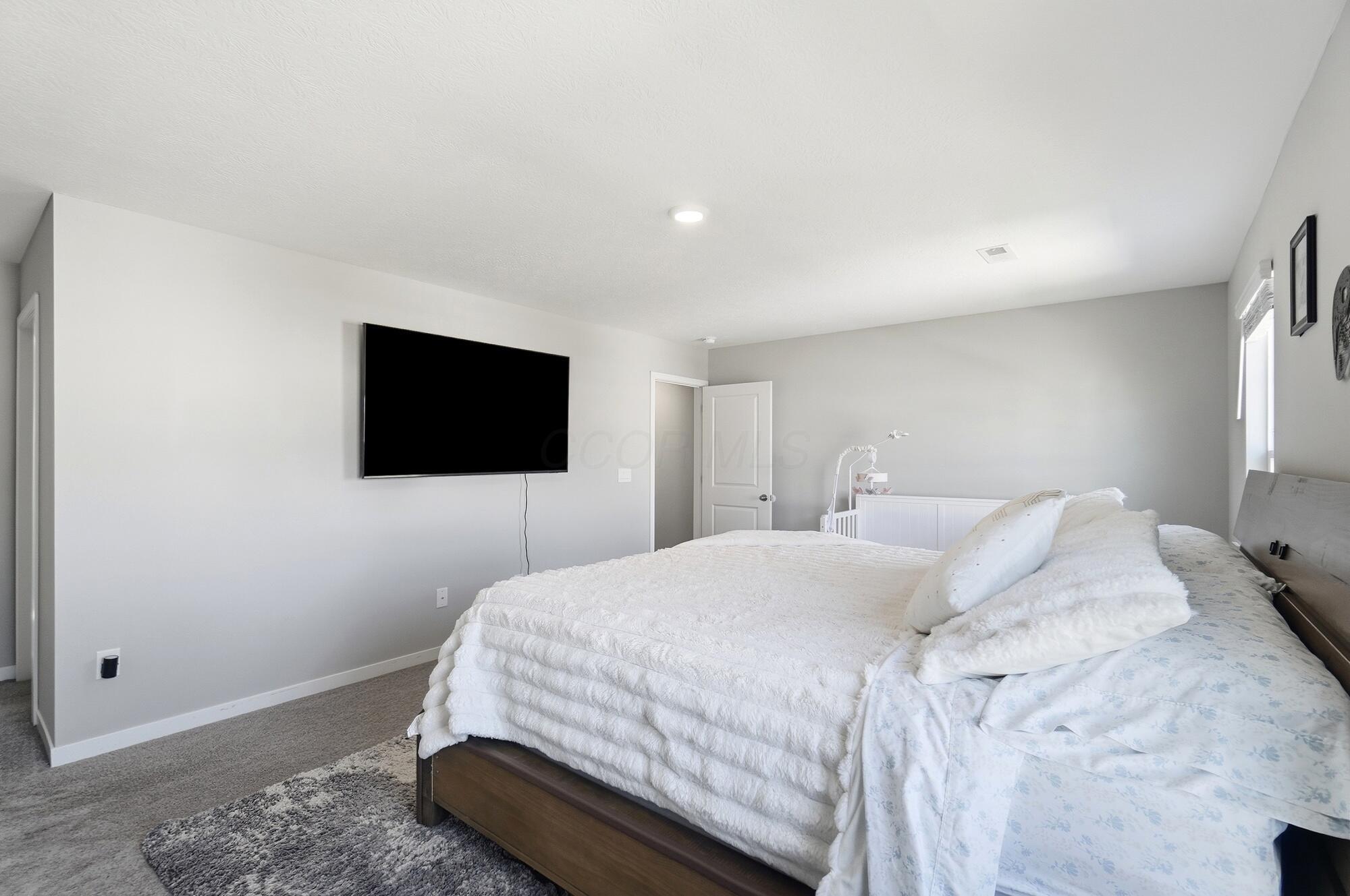 283 Sandburg Drive
