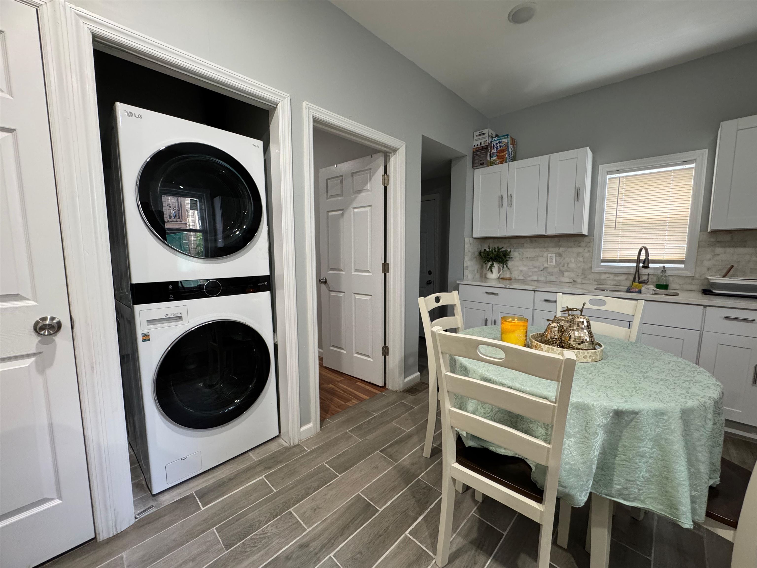 682 EAST 18TH ST Unit: 1