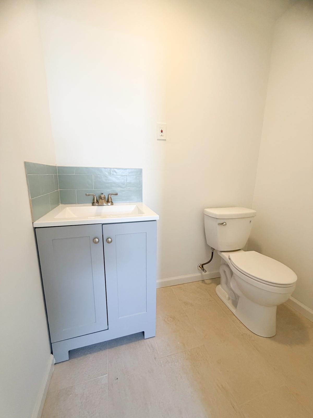 6029 HUDSON AVE Unit: 1