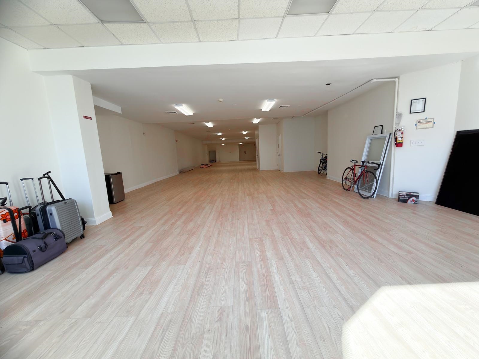 6029 HUDSON AVE Unit: 1