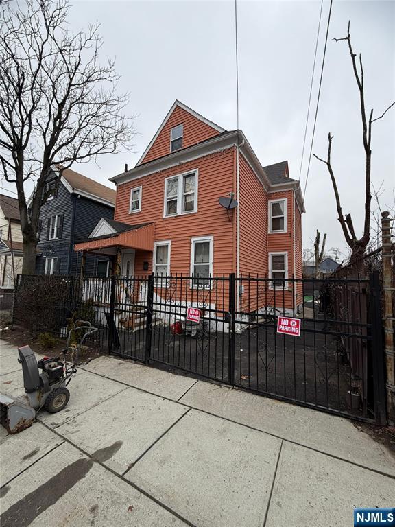 483 Cary Street