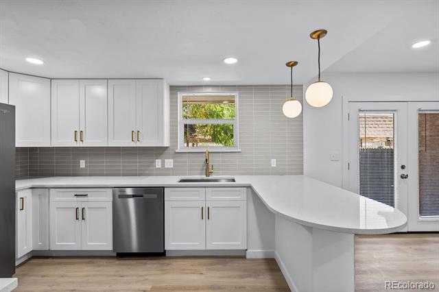 1200 S Monaco Parkway Unit: 27