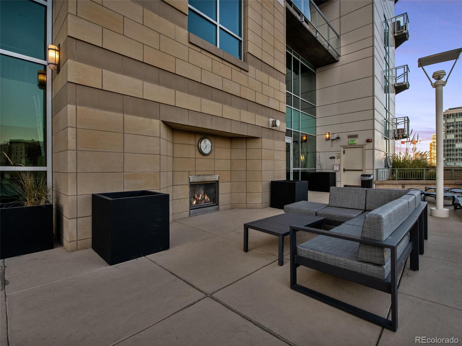 2001 Lincoln Street Unit: 2724