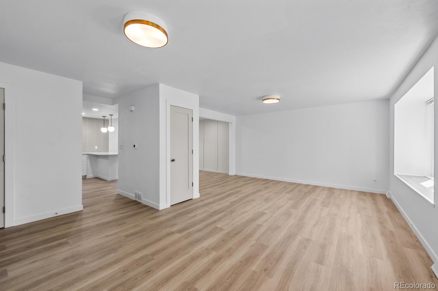 1200 S Monaco Street Parkway Unit: 27