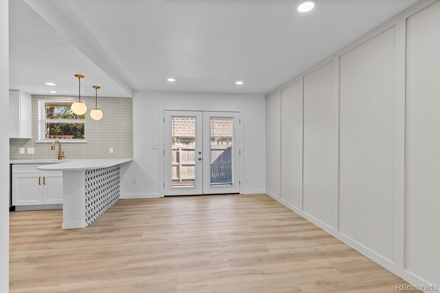 1200 S Monaco Street Parkway Unit: 27