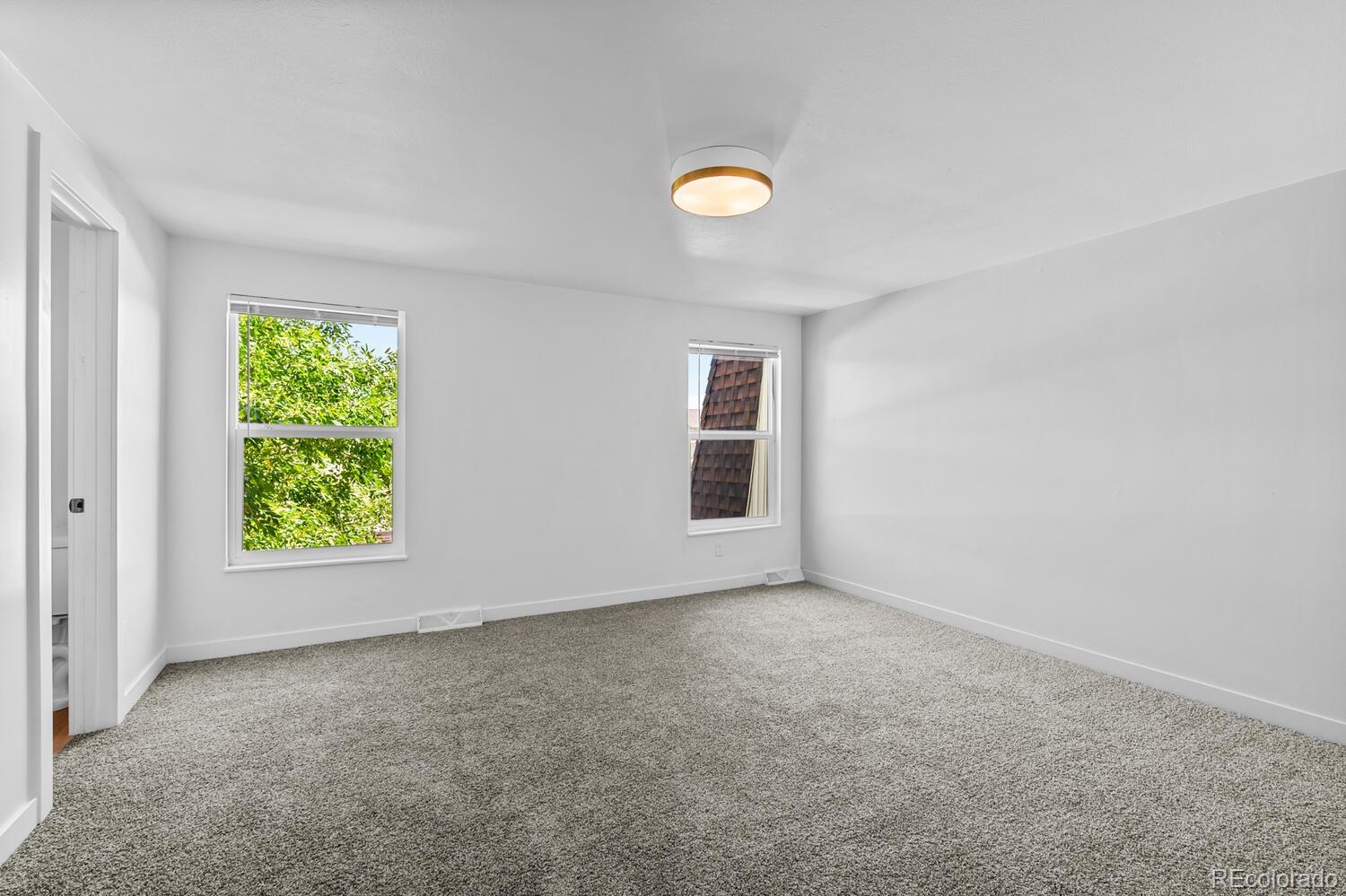 1200 S Monaco Street Parkway Unit: 27