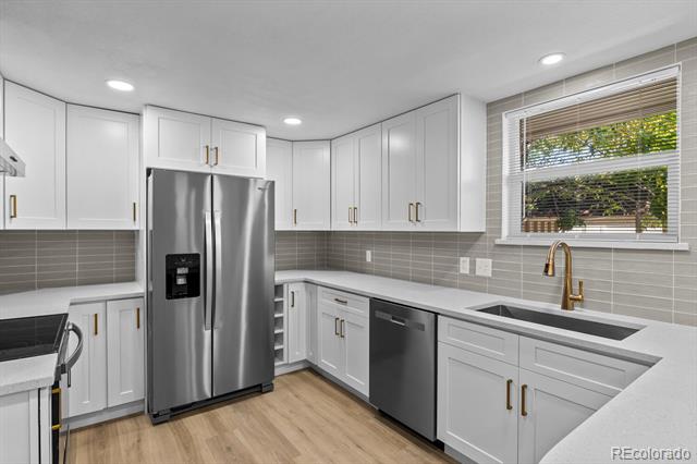 1200 S Monaco Street Parkway Unit: 27