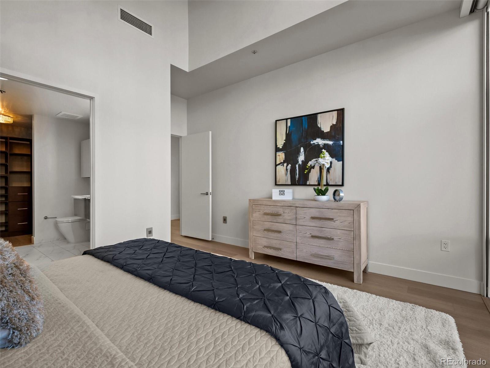 891 14th Street Unit: 909
