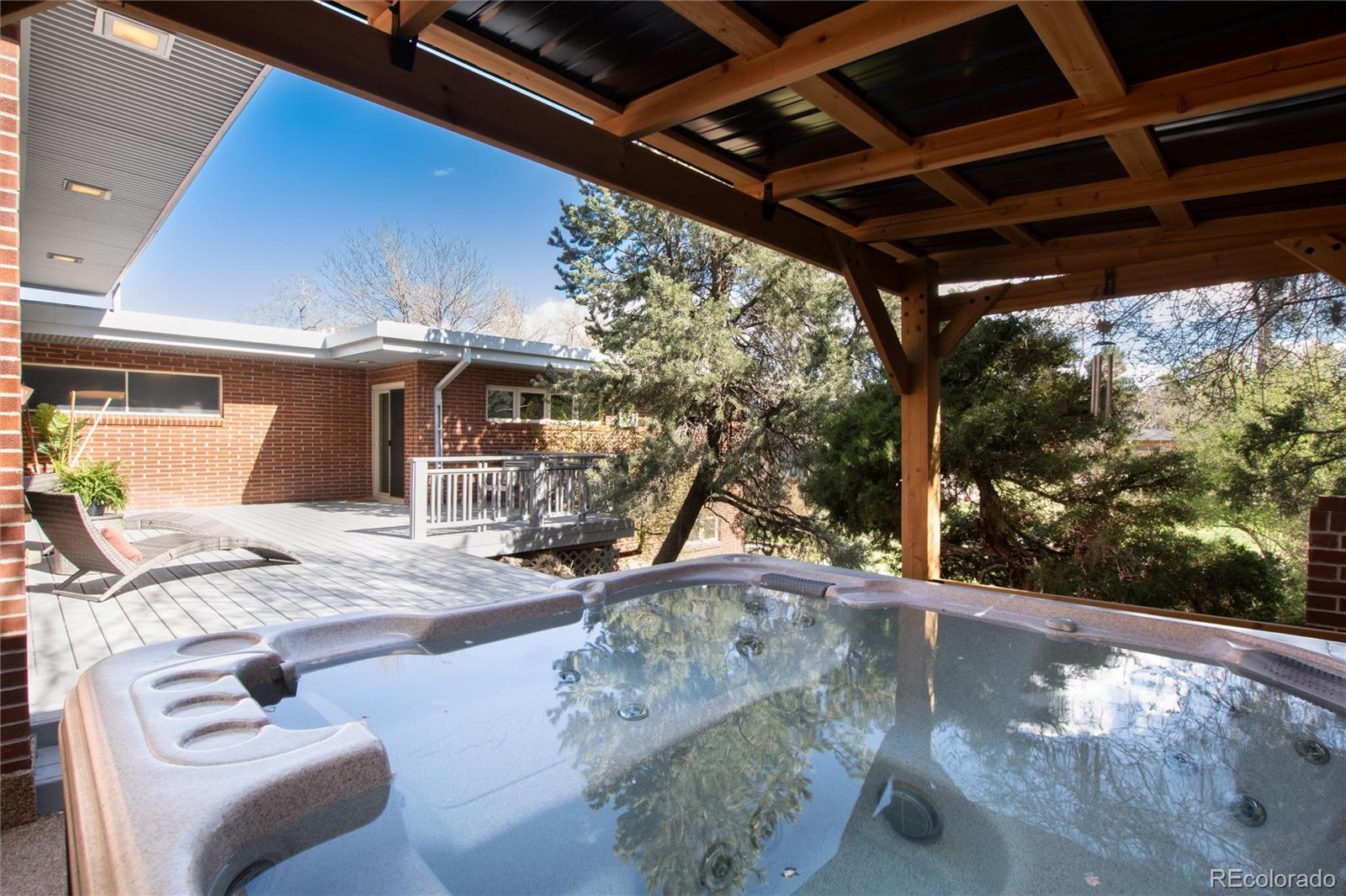 7000 Highland Drive