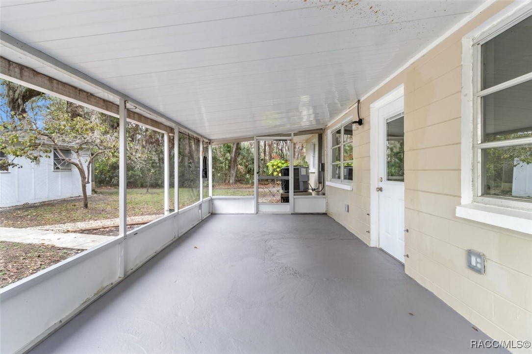 1920 NW 16th Court