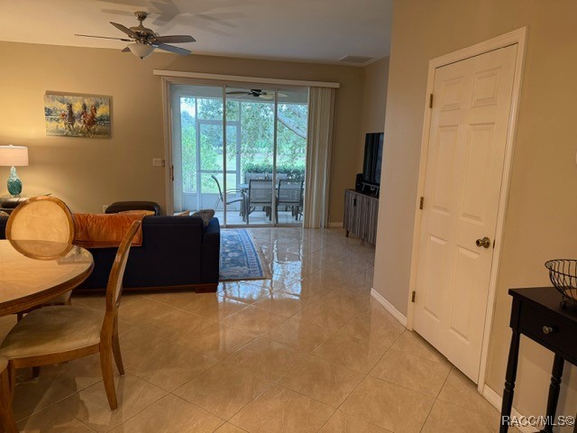 1610 W Spring Meadow Loop