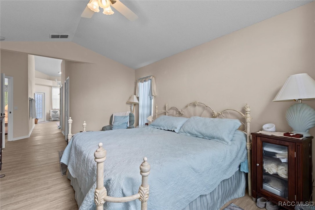 158 N Skyflower Point