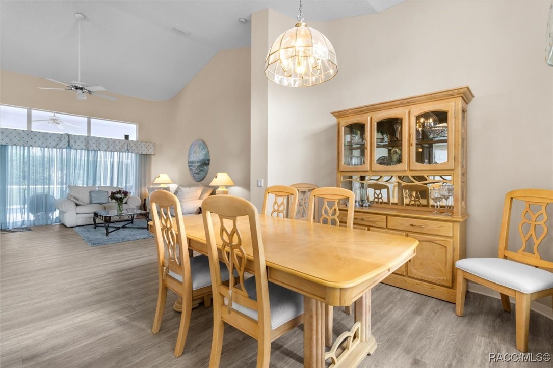 158 N Skyflower Point