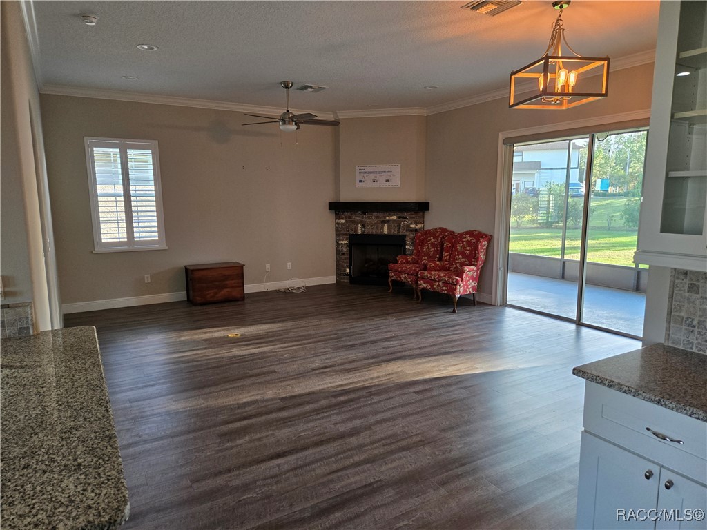 9322 S Deer Park Drive