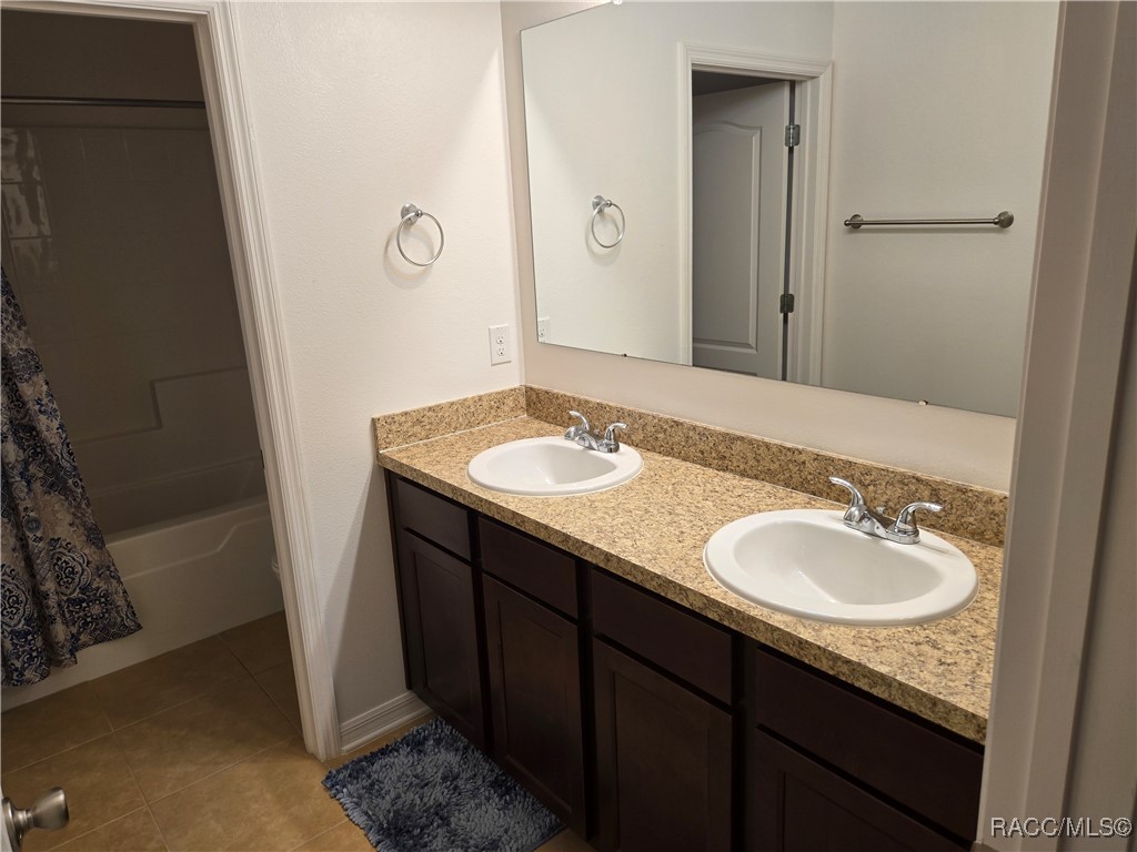 1 Greenpark Boulevard