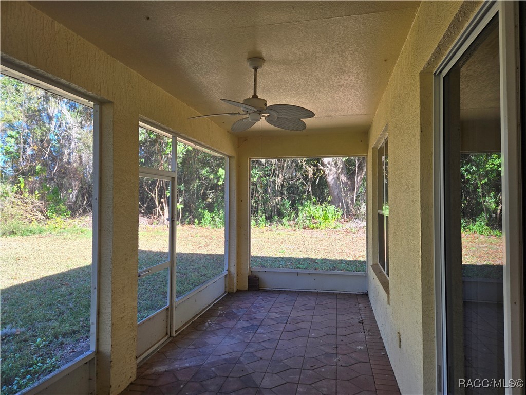 2846 N Kittery Point